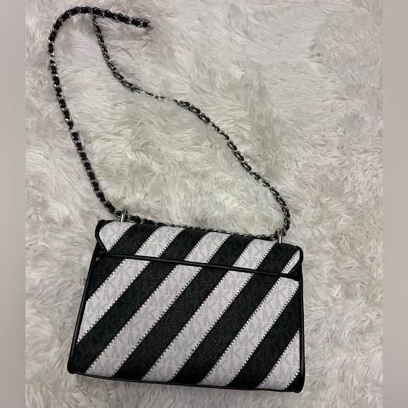 Michael Kors Black and White Crossbody Bag - Picture 9 of 9